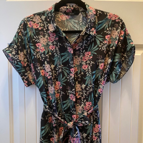 NEW Vero Mode Print Dress - Picture 3 of 6